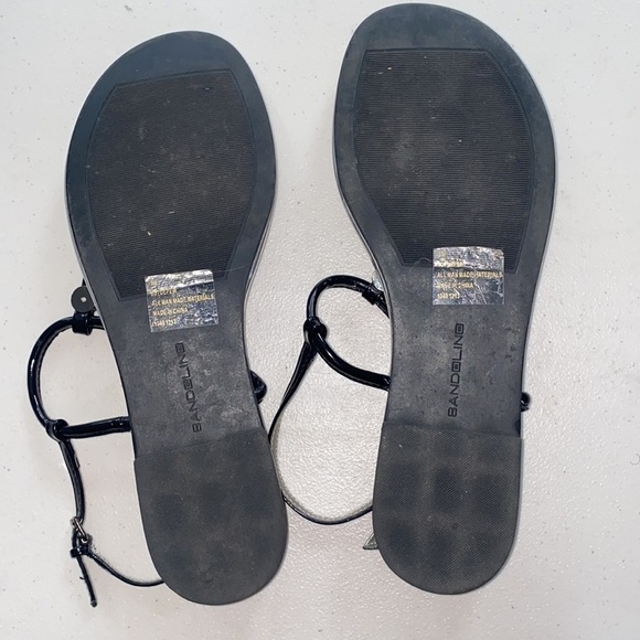 Bandolino Black Sandals with Diamond Stone - Picture 5 of 12